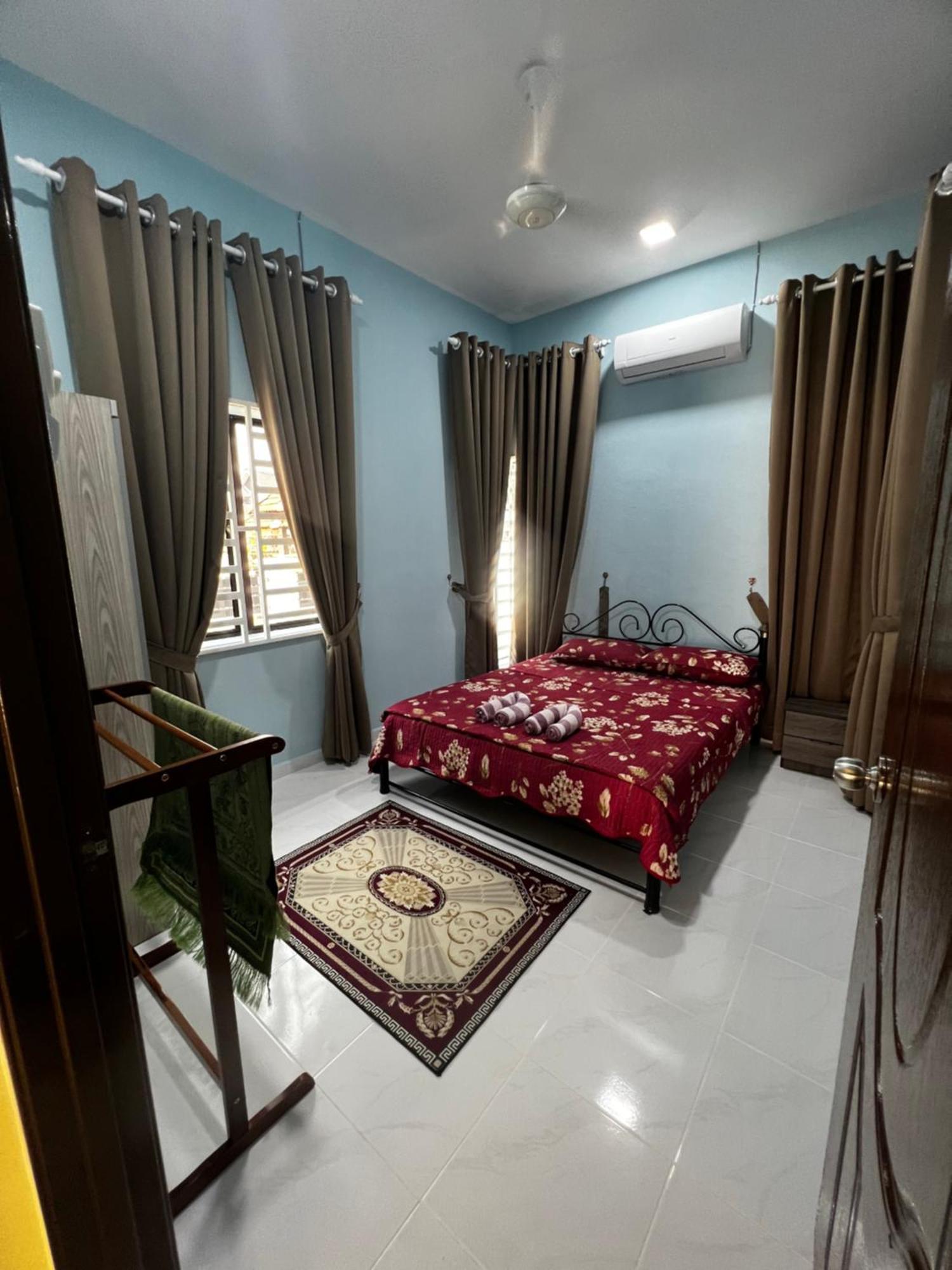 Yatee Homestay Kuala Terengganu Bagian luar foto